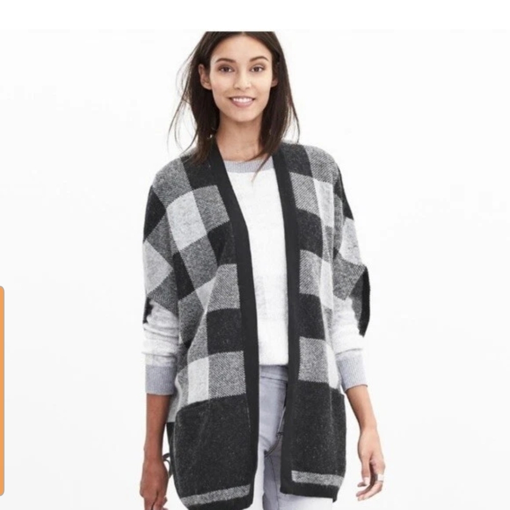Banana Republic Black and Gray Cardigan Sweater